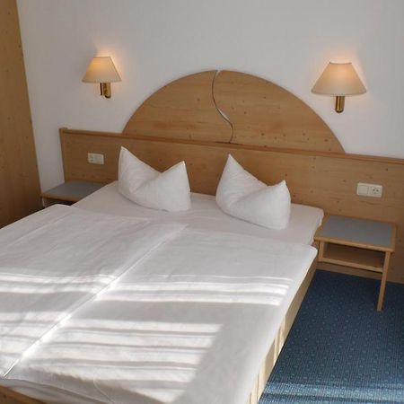 Hotel Zur Werra ชมาลค์คาลเดิน ภายนอก รูปภาพ